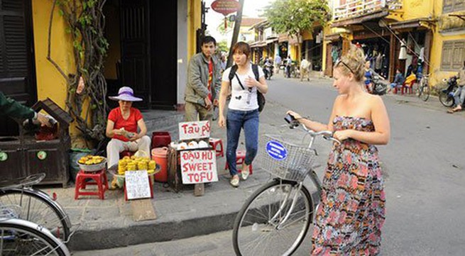 More pedestrian streets in Hoi An