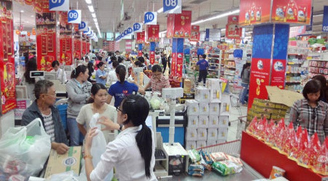 Vietnamese prefer locally-made products for Tet