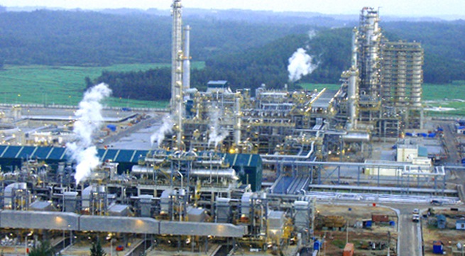 Agreement to boost sales for Dung Quat oil refinery