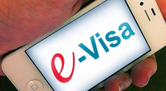 More than 96,000 foreigners granted e-visa in past nine months