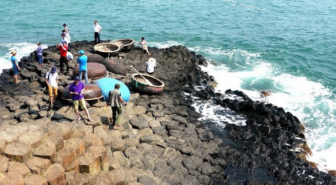 New rock formation exposed in Phu Yen