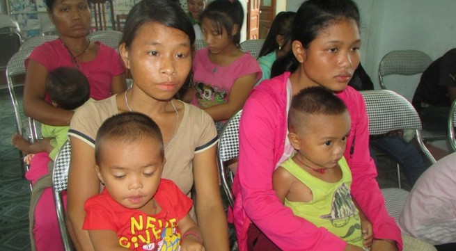Free medical checks for ethnic Dan Lai children
