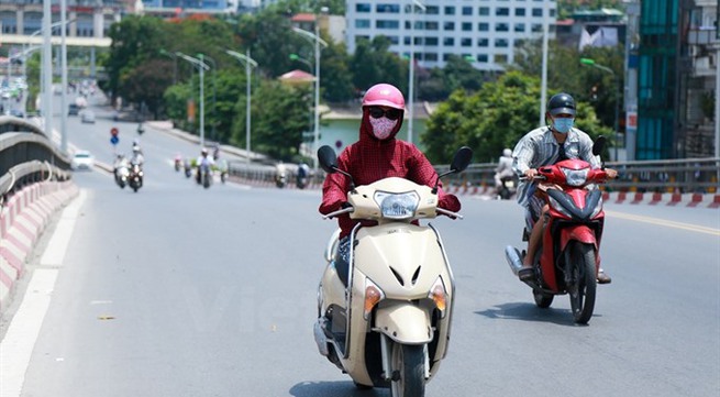 Record heat swelters across northern Viet Nam