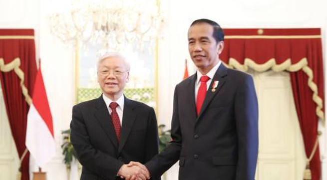 Vietnamese party leader welcomed in Indonesia