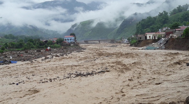 8 dead, 20 missing in Northern flash floods