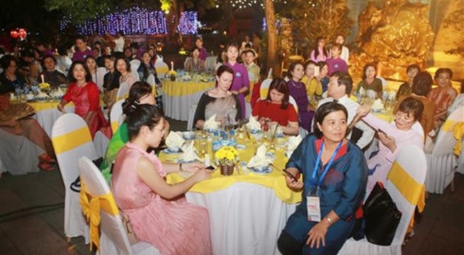 Vietnam’s traditional culture introduced to APEC guests