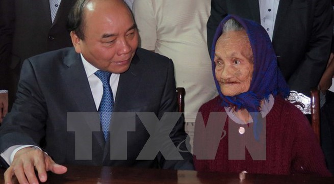 Prime Minister visits heroic mothers in Quang Nam