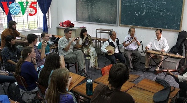 Can Tho city promotes traditional amateur singing