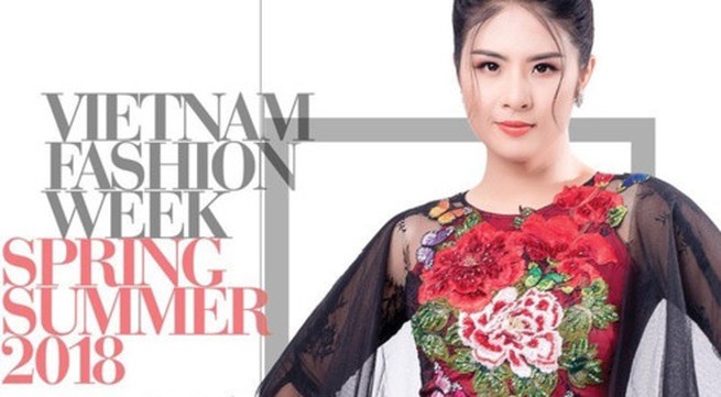 Vietnam fashion week honours traditional material