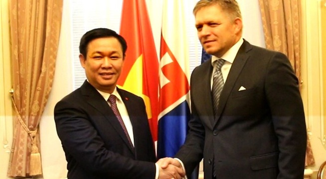 Strengthened ties with Slovakia