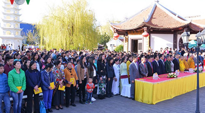 Vietnamese buddhists celebrate Vesak Day in Ukraine
