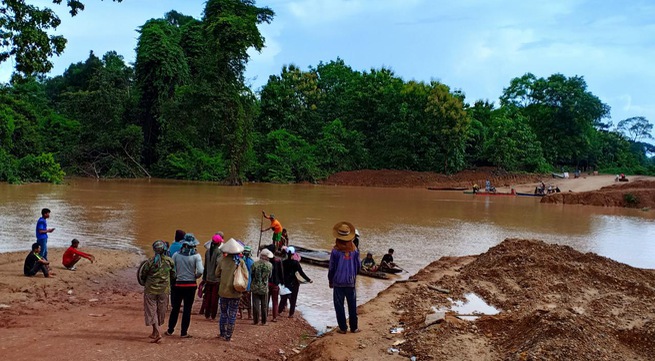 South Korea sends relief team to help victims of Laos dam collapse