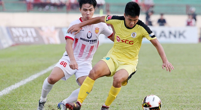 Beating Hanoi B in playoff, Nam Dinh FC successfully escape relegation