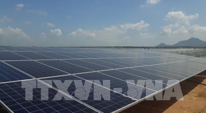 Central province aims to commission solar power plants next year