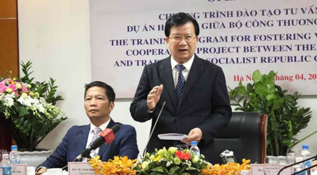 Samsung urged to help Vietnamese enterprises in supporting industries