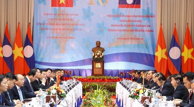 Vietnamese, Lao PMs co-chair Inter-Governmental committee meeting