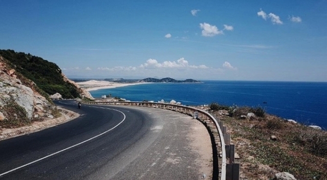 Vietnam’s coast road named among Asia’s best by Tripsavvy