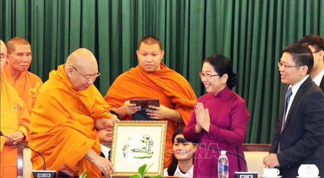 HCM City leader welcomes Thai Buddhist delegation