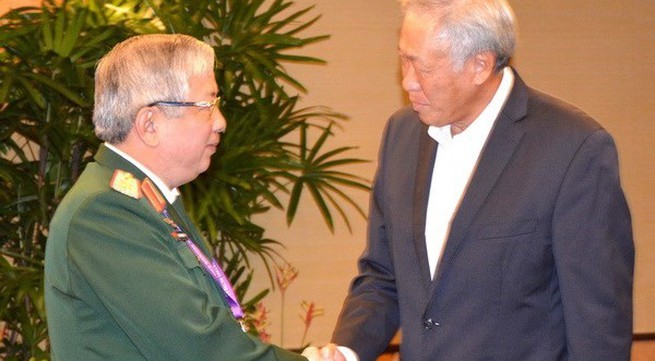 Vietnam’s senior officer meets defence ministers of Singapore, China