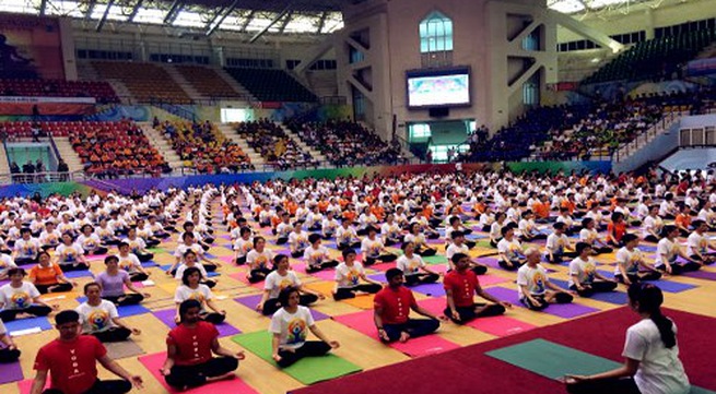 Hanoi: 1,200 people to join yoga performance