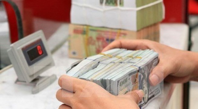 Reference exchange rate goes up 5 VND