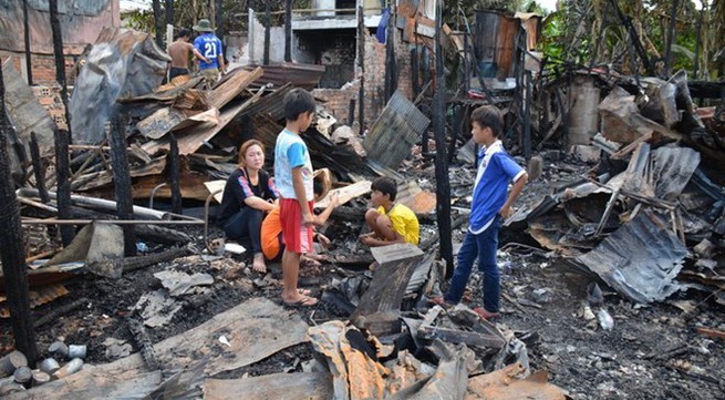 Normal life returns to Vietnamese Cambodians affected by blaze