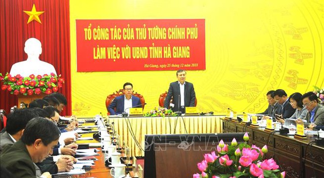 Reviewing socio-economic tasks in Ha Giang province
