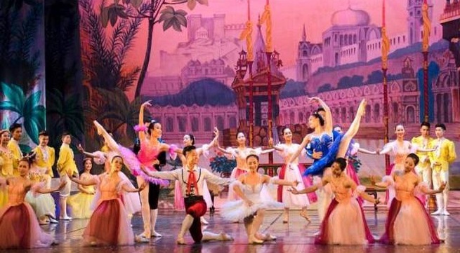 Ballet ‘Nutcracker’ comes to Hanoi stage with modern vibrant remake