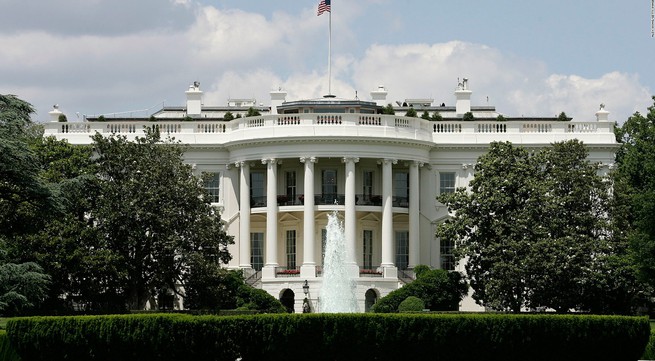 White House hurries to restructure immigration