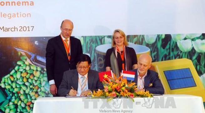 Vietnam, Netherlands cooperate in climate change adaption