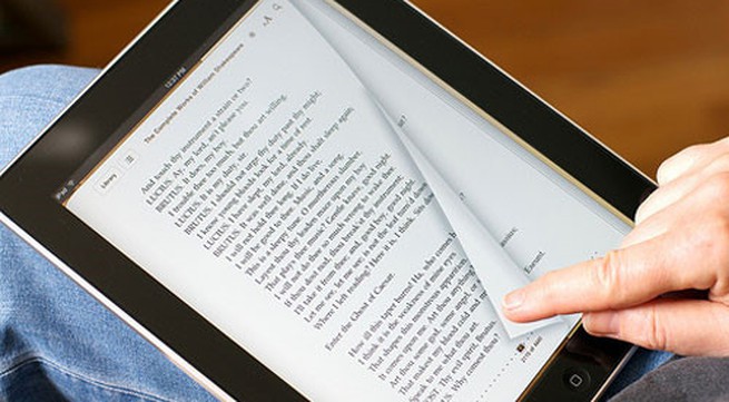 Vietnamese readers switch to e-books