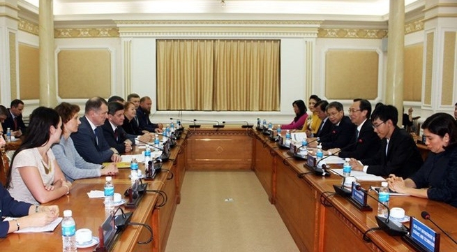 Ho Chi Minh City boosts cooperation with Saint Petersburg