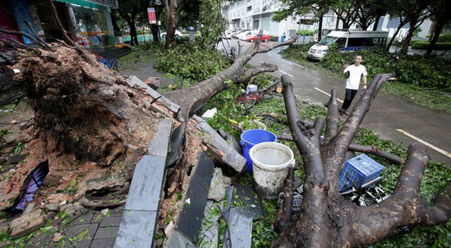 Typhoon Mangkhut weakens after reaching China