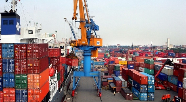 Vietnam posts trade surplus of US$3.1 billion in first seven months