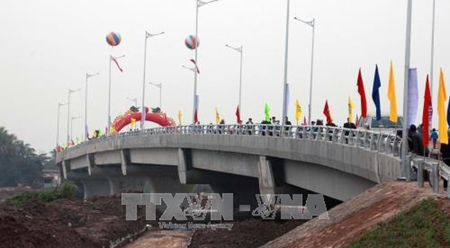 Hai Phong inaugurates two new bridges