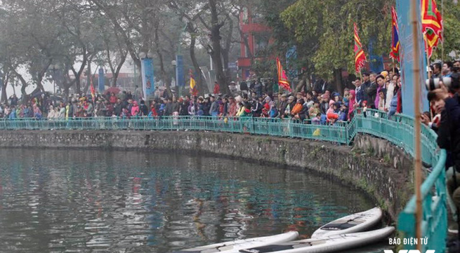 Hanoi’s lakes cleaned up