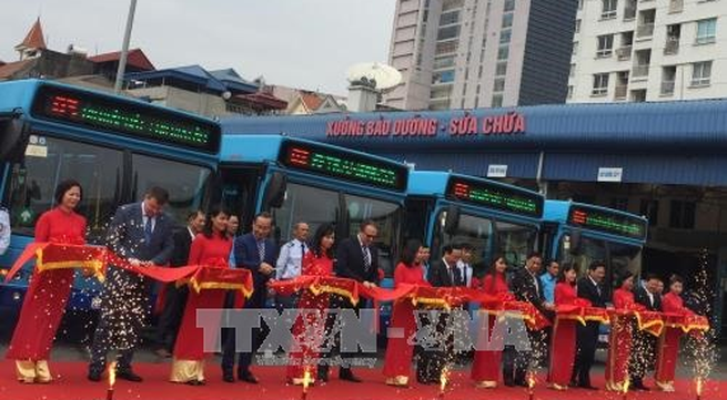 European-standard buses put into trial operation in HN