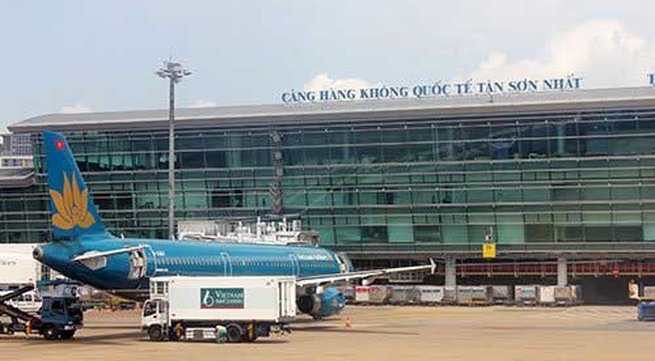 Transport Minister calls for urgent increase in capacity for Tân Sơn Nhất Airport