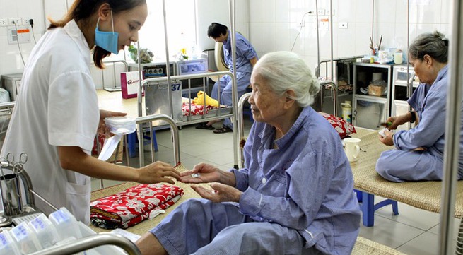Việt Nam rushes to improve elderly healthcare