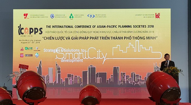Int’l planning experts meet to discuss smart-city development