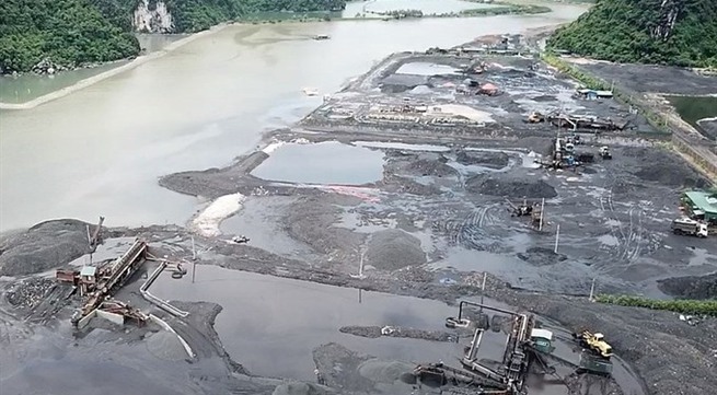 Illegal coal mining rampant in Quảng Ninh