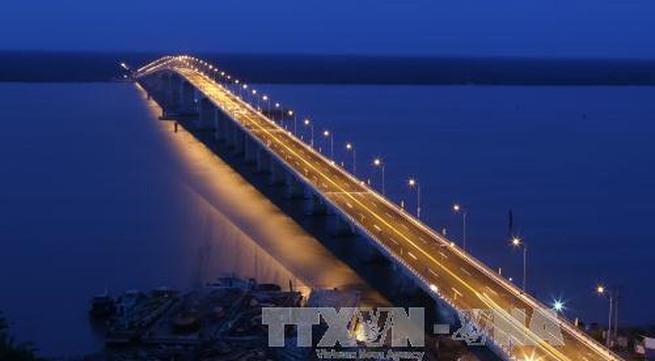 Transport minister urges Mekong Delta to make infrastructure cohesive