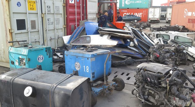 Only 10 per cent of scrap containers handled at Cát Lái Port
