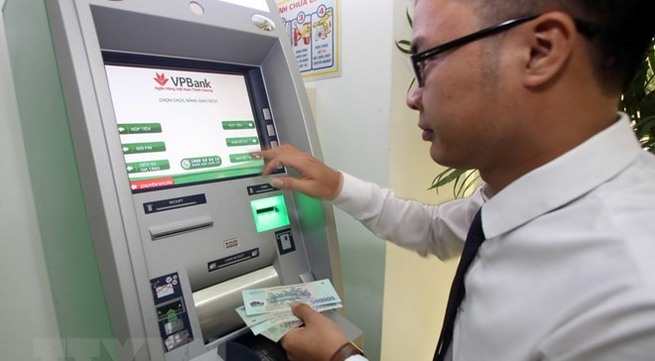 Central bank takes steps to ensure ATM service quality before Tết