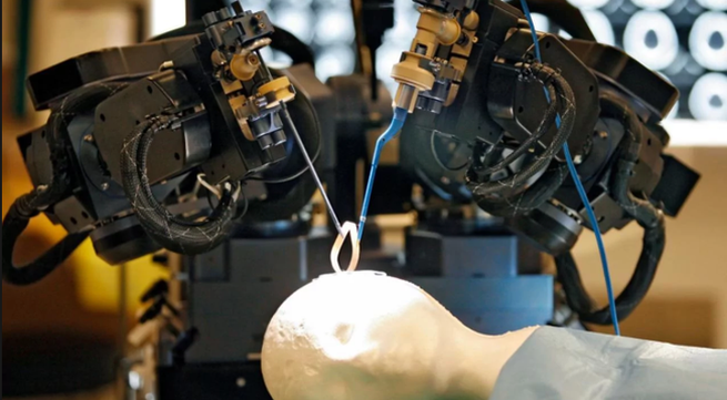 Dutch firm introduces new surgery robot