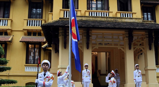 Flag-raising ceremony to mark ASEAN establishment
