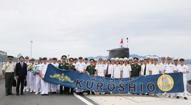 Japanese submarine visits Vietnam
