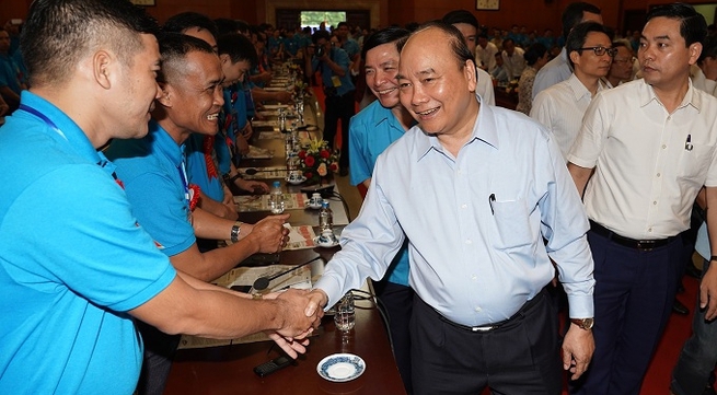 PM Nguyen Xuan Phuc speaks of highly-skilled workers’ role