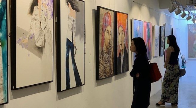 Exhibition on Vietnamese women held in Singapore