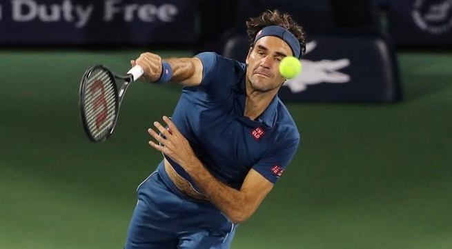 Federer begins hunt for title number 100 in Dubai